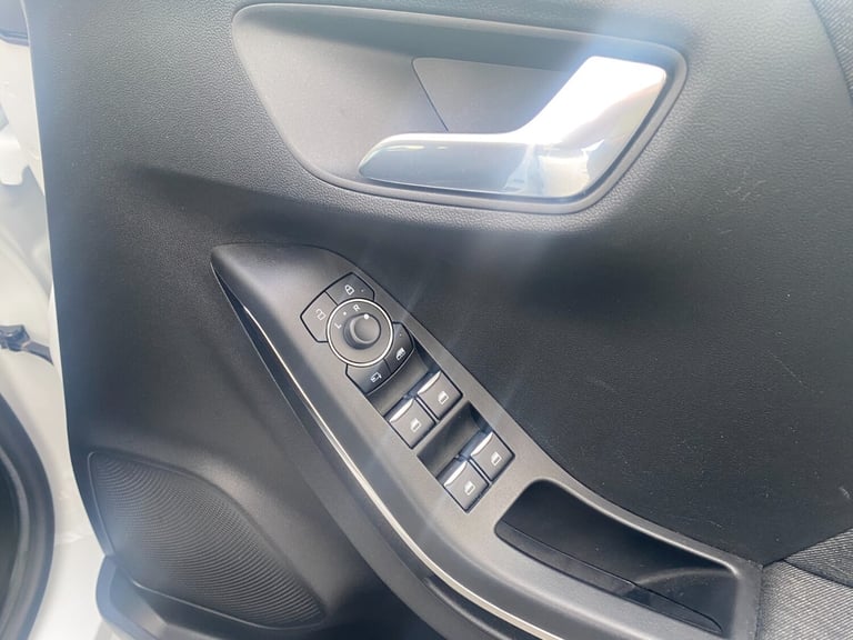 2021 Ford Puma 1.0 EcoBoost Hybrid mHEV Titanium Design 5dr DCT Hatchback Petrol Automatic