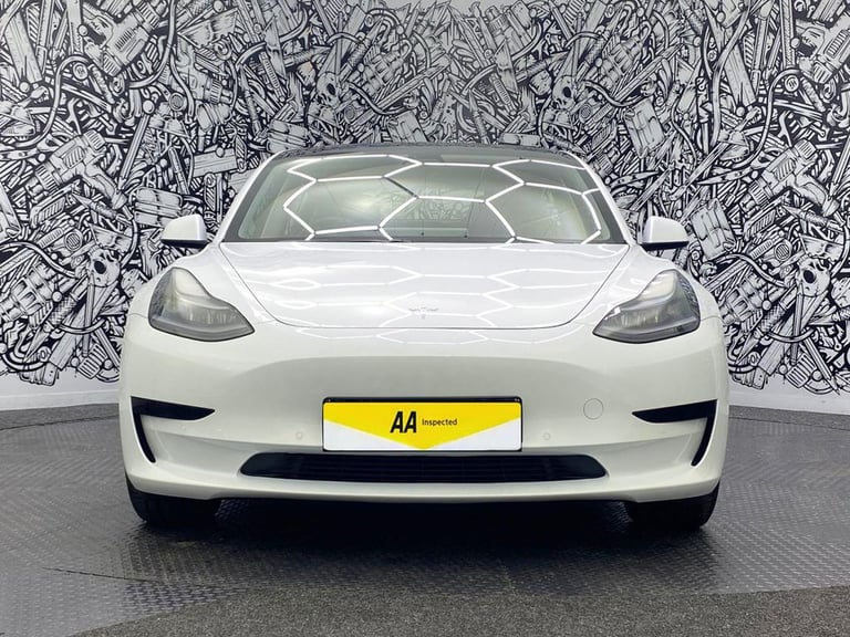 2021 Tesla Model 3 Standard Range Plus Saloon 4dr Electric Auto RWD (241 bhp) Saloon ELECTRIC Aut...