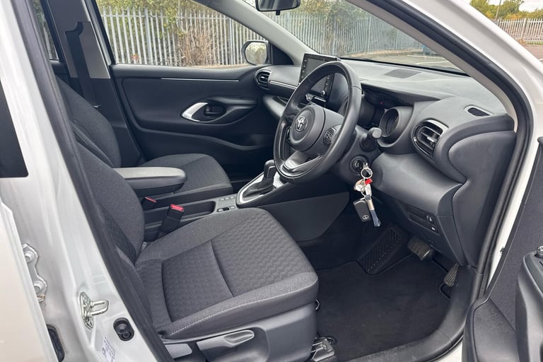 2023 Toyota Yaris 1.5 Hybrid Design 5dr CVT HATCHBACK PETROL/ELECTRIC Automatic