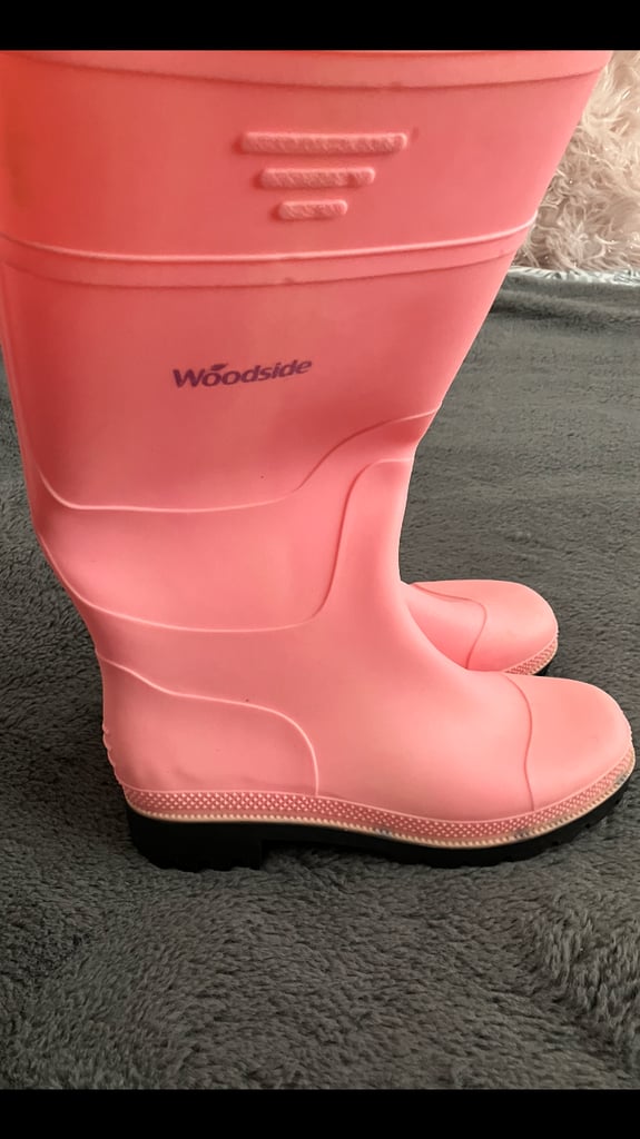 Ladies Pink Wellington Boots size 6
