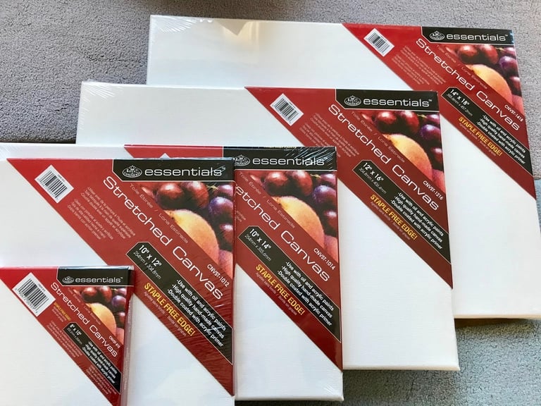 BARGAIN Art job lot - 5 NEW PAINTING BOARDS AND PORTFOLIO CASE.