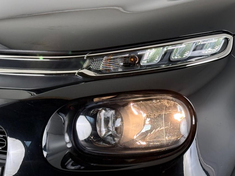 2018 Citroen C3 1.2 PureTech Flair Nav Edition Euro 6 5dr HATCHBACK Petrol Manual