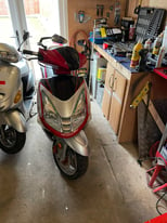 2012 50cc moped 