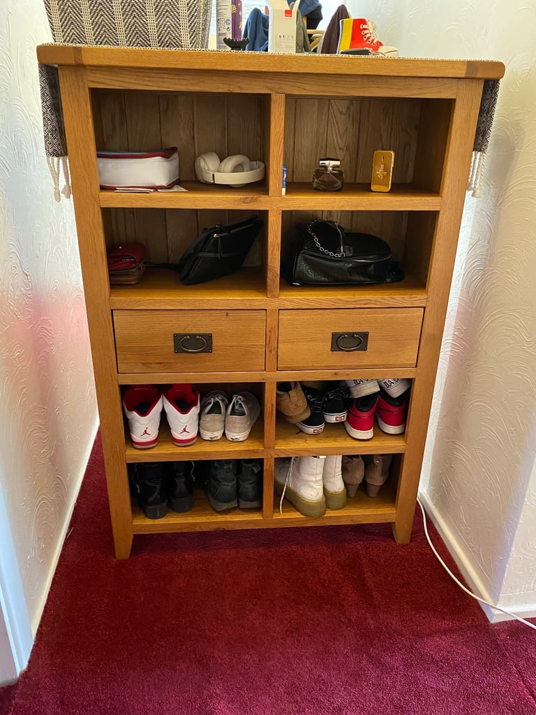 OAK UNIT VGC - DELIVERY AVAILABLE 