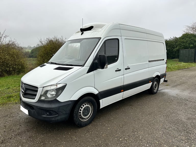 image for *EURO 6* MERCEDES SPRINTER 314 CDI MWB DIESEL FRIDGE FREEZER VAN 2017 67-REG DRIVES EXCELLENT