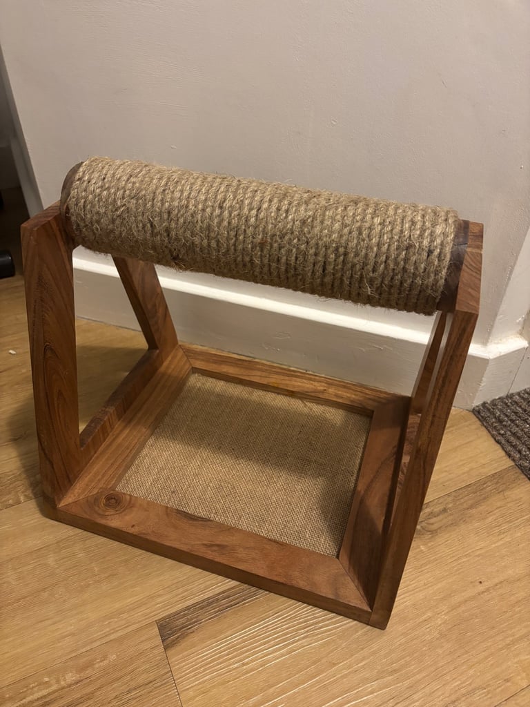 Cat Scratching Post