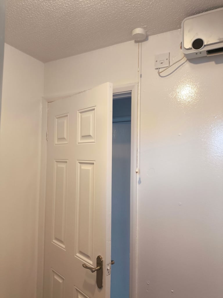 Newly Decorated One-Bedroom Maisonette To Let – 53 Stone Hill Drive, Blackburn, BB1 5TR 