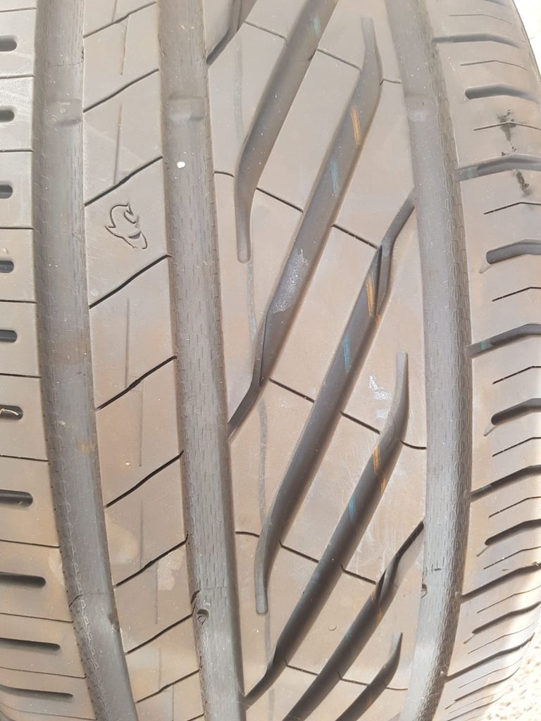 BMW tires