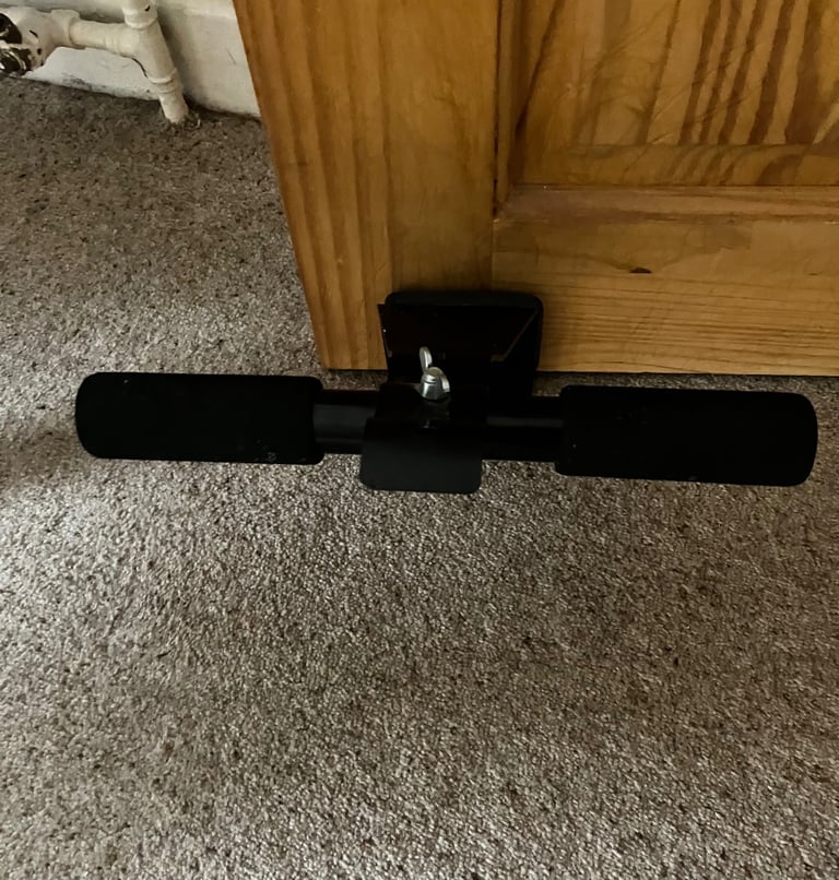 image for Under the Door Sit Up Bar - Free to Collect
