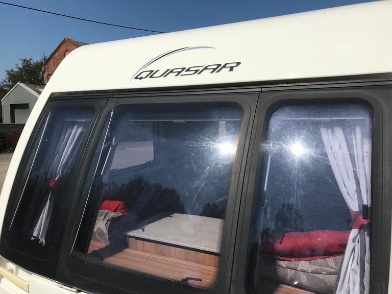 Quasar Lunar 524