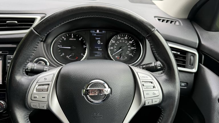 2016 Nissan Qashqai 1.5 dCi N-Connecta 5dr HATCHBACK Diesel Manual