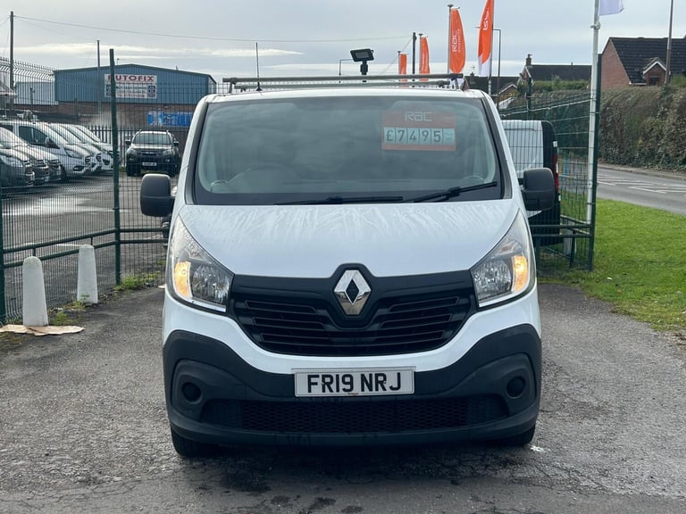 2019 Renault Trafic 1.6 dCi 27 Business SWB Standard Roof Euro 6 5dr PANEL VAN Diesel Manual
