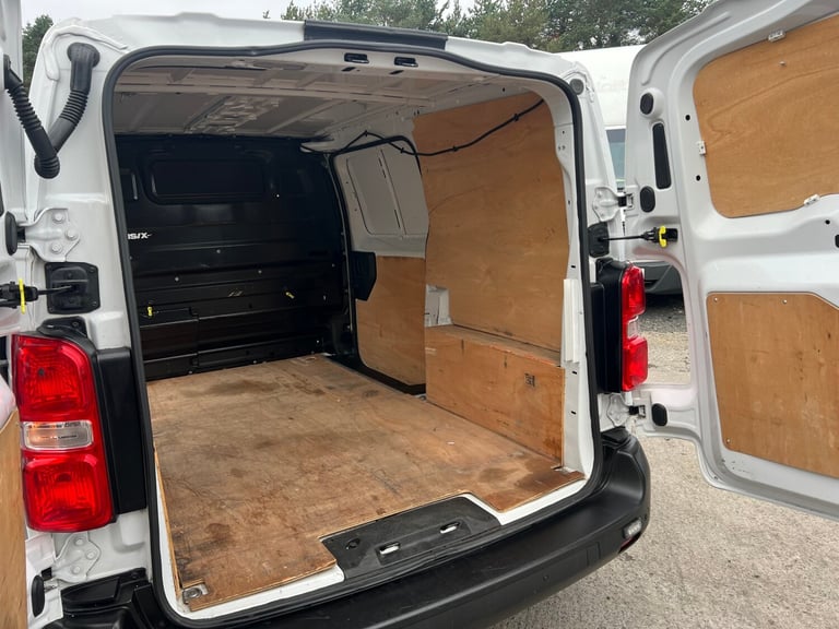 2022 Peugeot Expert 1400 2.0 BlueHDi 145 Professional Premium Van PANEL VAN Diesel Manual