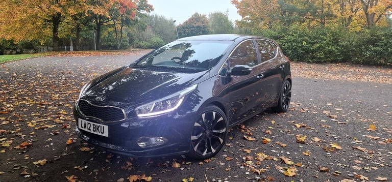 image for Kia, CEED, Hatchback, 2012, Manual, 1582 (cc), 5 doors