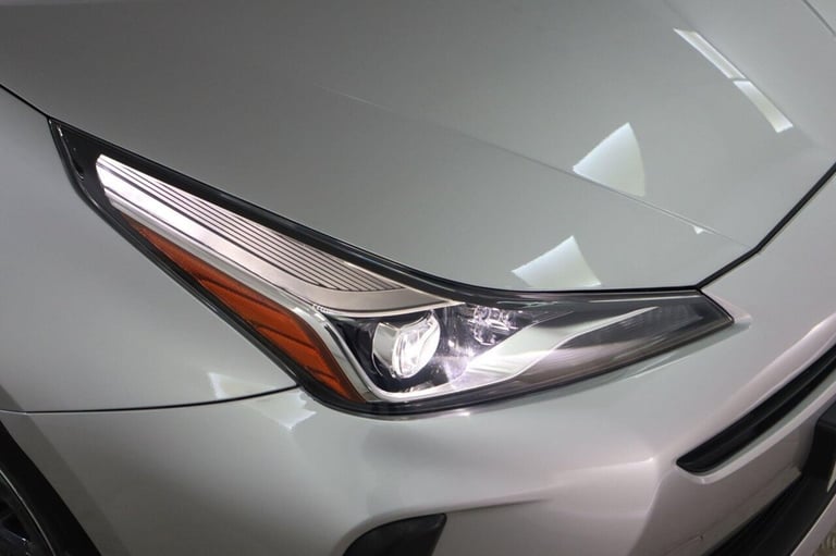 2022 Toyota Prius 1.8 VVT-h Active CVT Euro 6 (s/s) 5dr Hatchback Automatic