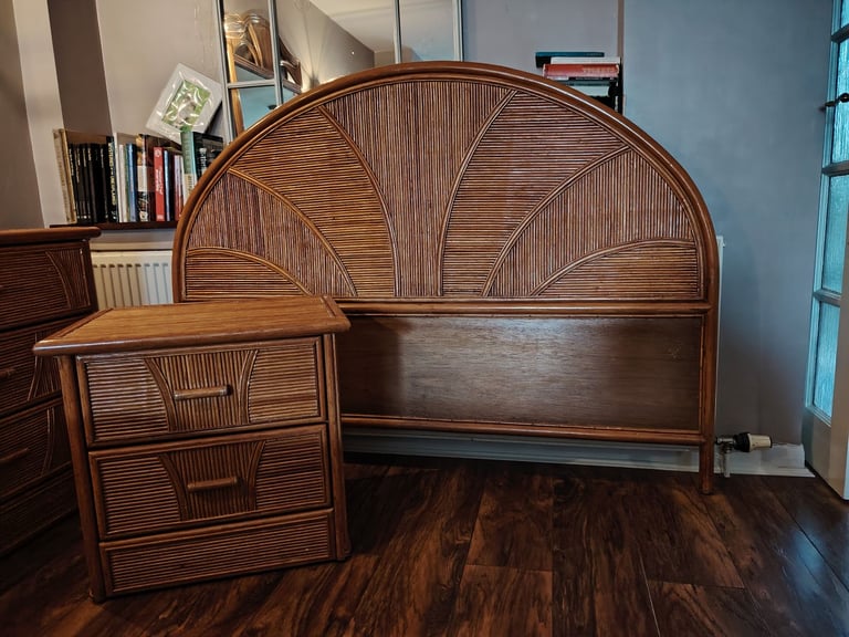 1970s Italian bedroom furniture set