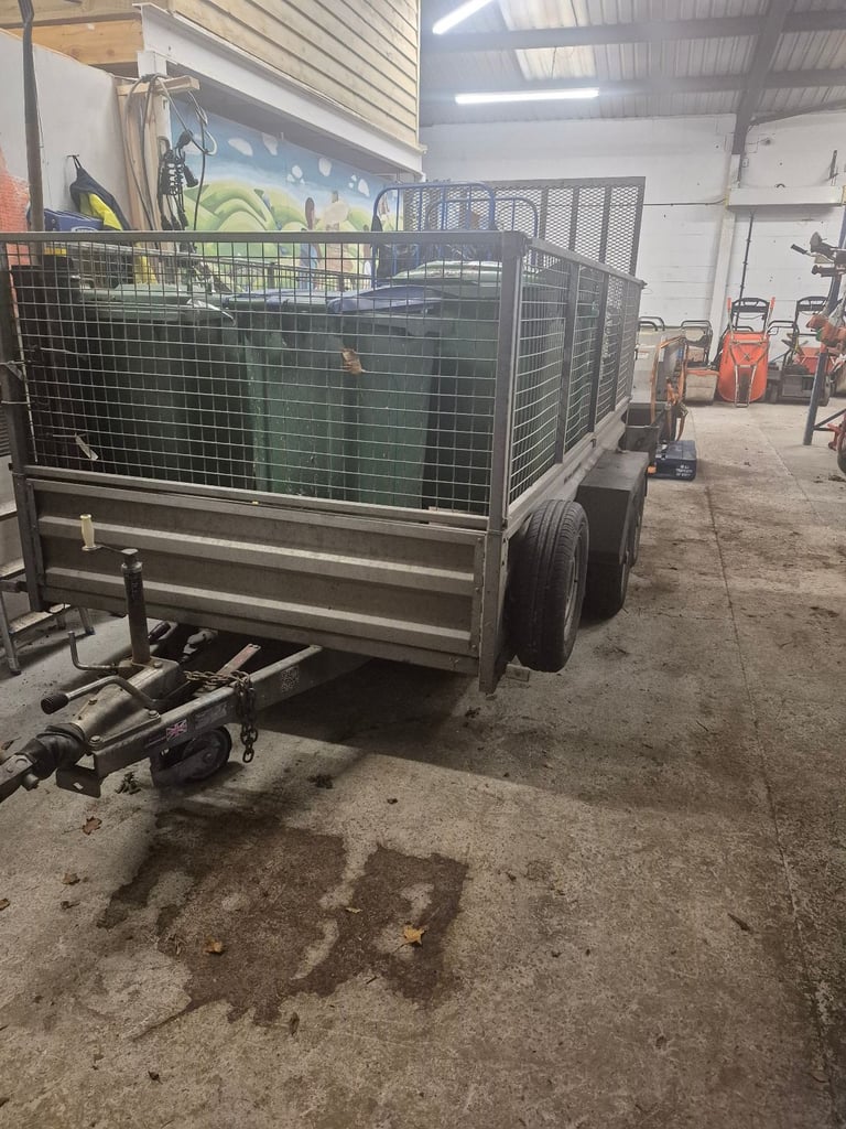 12ft indespension trailer