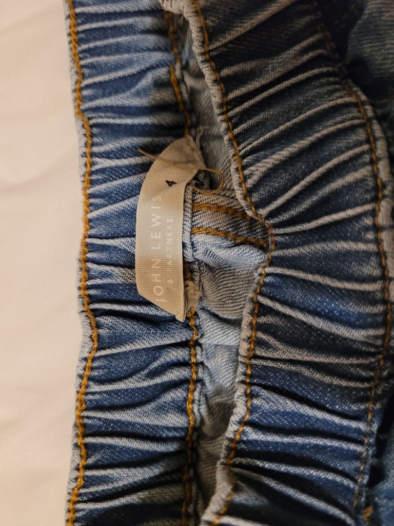John Lewis Boys Jeans. Age : 4