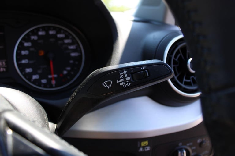 2018 Audi Q2 1.0 TFSI Sport Euro 6 (s/s) 5dr ESTATE Petrol Manual