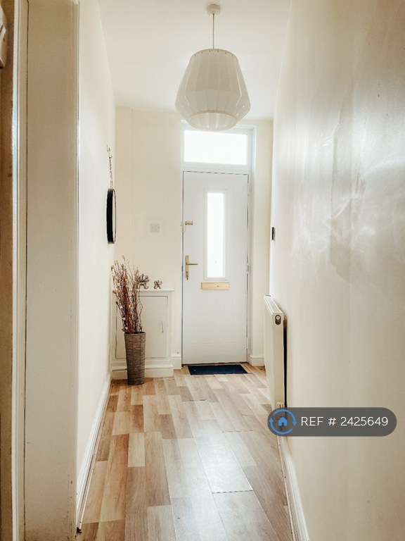 1 bedroom in Wilford Crescent East, Nottingham, NG2 (#2425649)