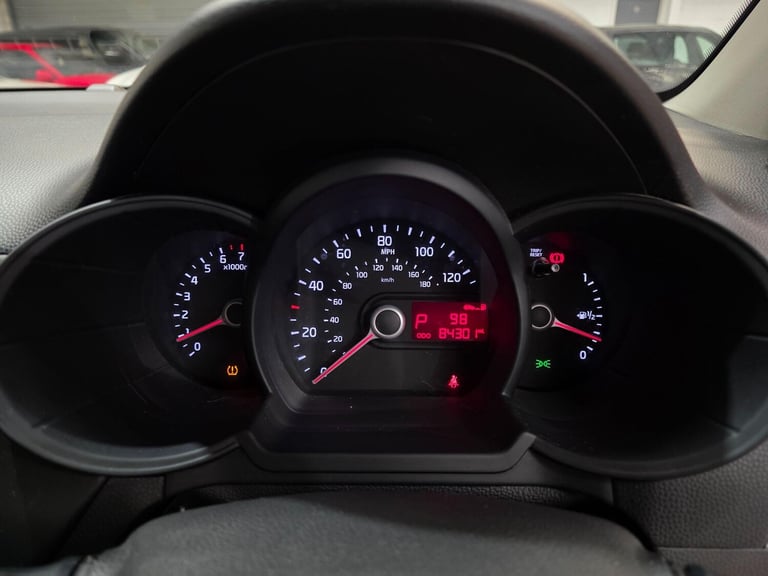 2015 Kia Picanto 1.25 2 Auto Euro 5 5dr HATCHBACK Petrol Automatic