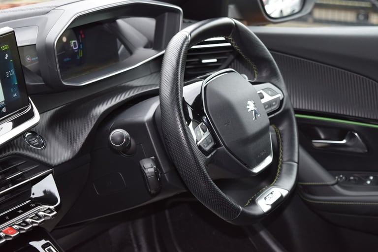 2022 Peugeot 2008 100kW GT Premium 50kWh 5dr Auto HATCHBACK Electric Automatic