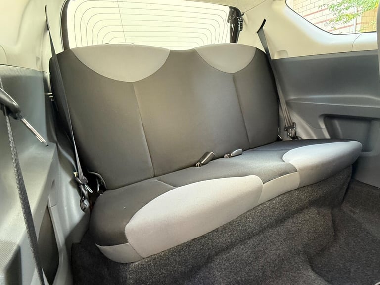 2008 Peugeot 107 1.0 12V Kiss Euro 4 3dr HATCHBACK Petrol Manual - Image 18