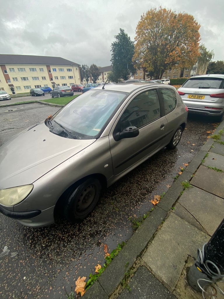 Peugeot, 206, Hatchback, 2002, Manual, 1360 (cc), 3 doors