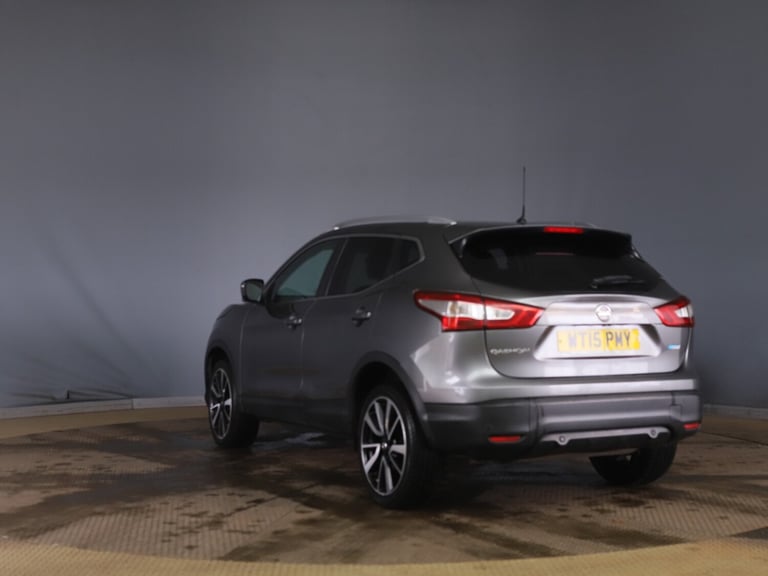 2015 Nissan Qashqai 1.5 dCi Tekna SUV 5dr Diesel Manual 2WD Euro 5 (s/s) (110