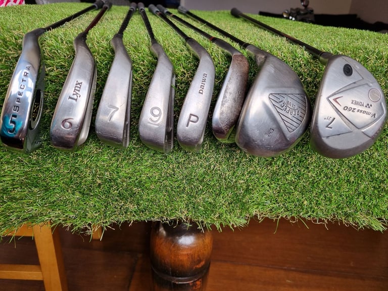 Golf clubs 