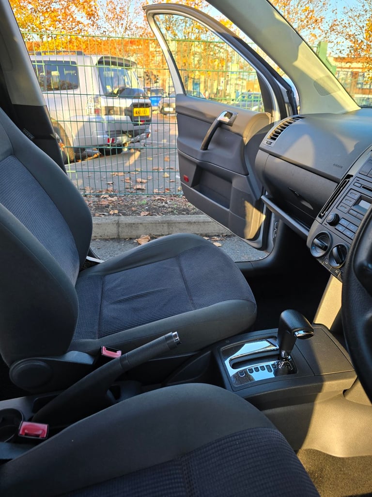 Volkswagen, POLO, Hatchback, 2006, Automatic, 1390 (cc), 5 doors