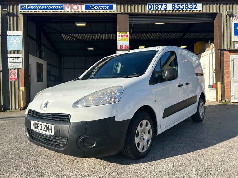 image for 2013 63 Peugeot Partner 1.6 HDI S 850 L1 Cambelt Done Long MOT NO VAT!!