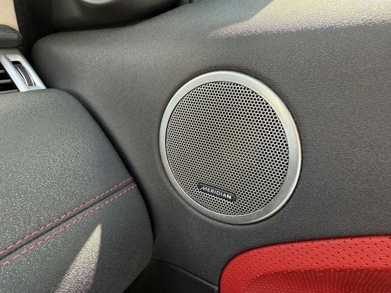 2011 61 LAND ROVER RANGE ROVER EVOQUE 2.2 SD4 DYNAMIC SUV 5DR DIESEL AUTO 4WD EU