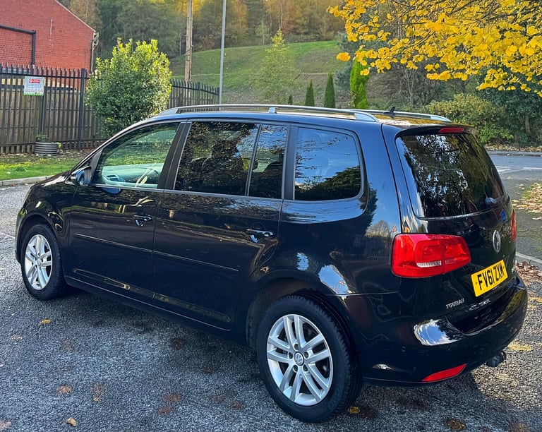 2011 Volkswagen Touran 2.0 TDI SE 5dr DSG MPV Diesel Automatic