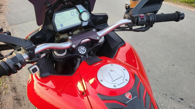 2014 14 DUCATI MULTISTRADA 1200 S HIGH SPEC TOURER LUGGAGE ADVENTURE RED HISTORY