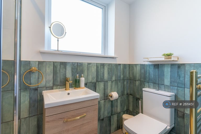 1 bedroom in Queens Road, Portsmouth, PO2 (#2611451)