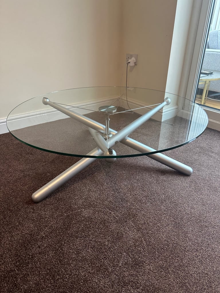 Ero(s) by Katell Italian Dinning table and Chairs 