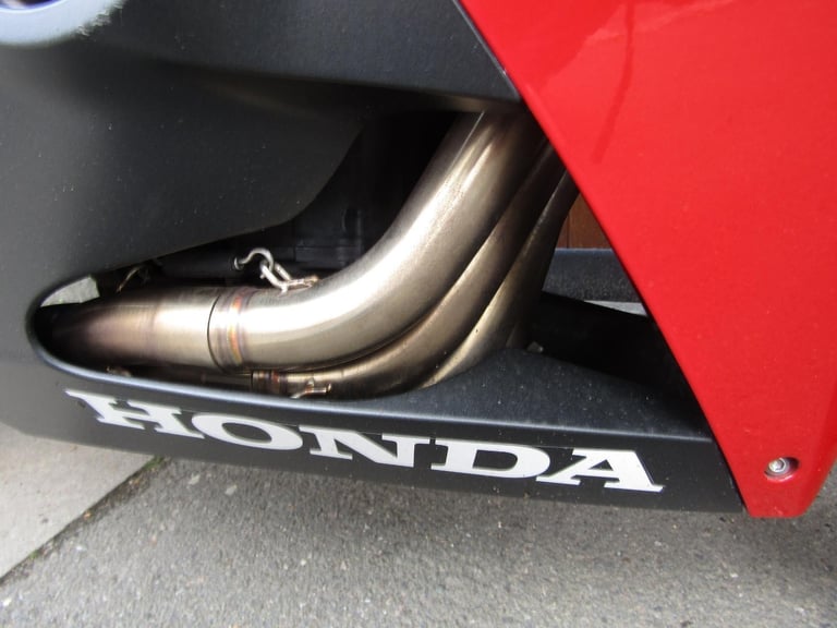 HONDA CBR 650F ,7019 MILES, FULL BLACK WIDOW , AMAZING EXAMPLE , FULL HISTORY ,