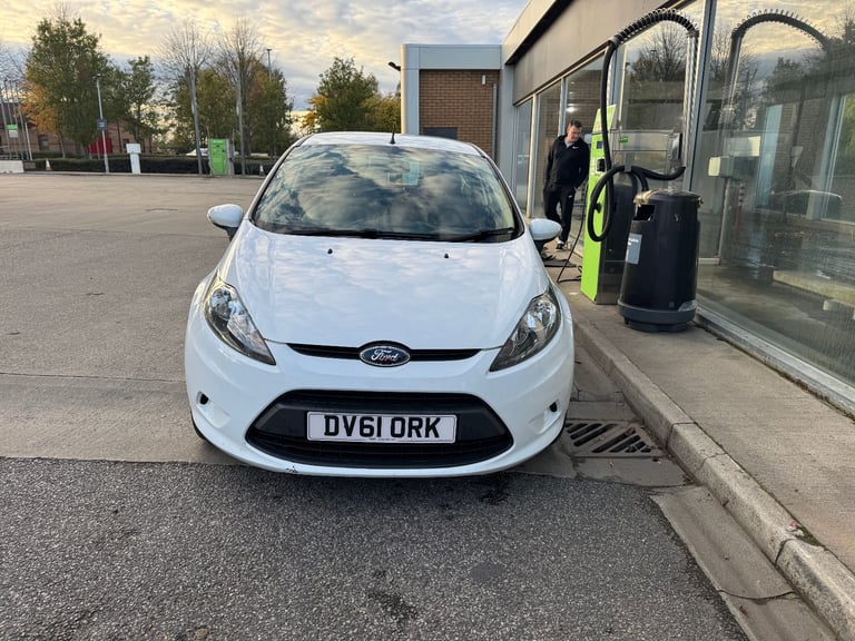 Ford, FIESTA, Hatchback, 2011, Manual, 1242 (cc), 3 doors