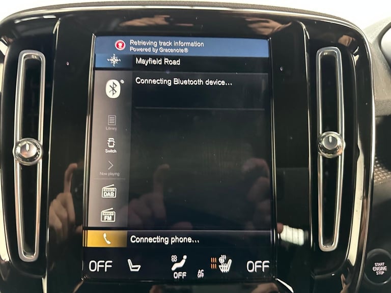  Volvo XC40 1.5h T4 Recharge 10.7kWh R-Design Auto Euro 6 (s/s) 5dr Petrol/Electric Hybrid Automatic