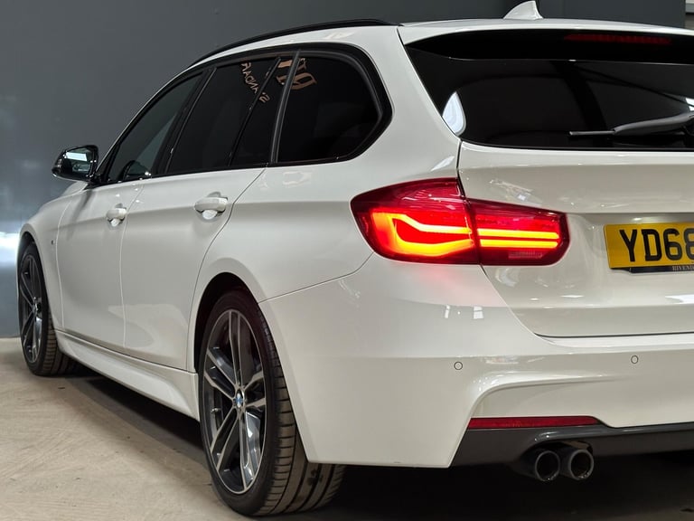 2018 BMW 3 Series 2.0 320i M Sport Shadow Edition Touring Auto Euro 6 (s/s) 5dr ESTATE Petrol Aut...