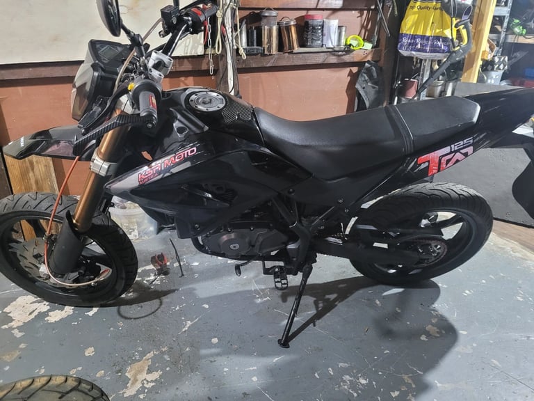KSR MOTO tw  126
