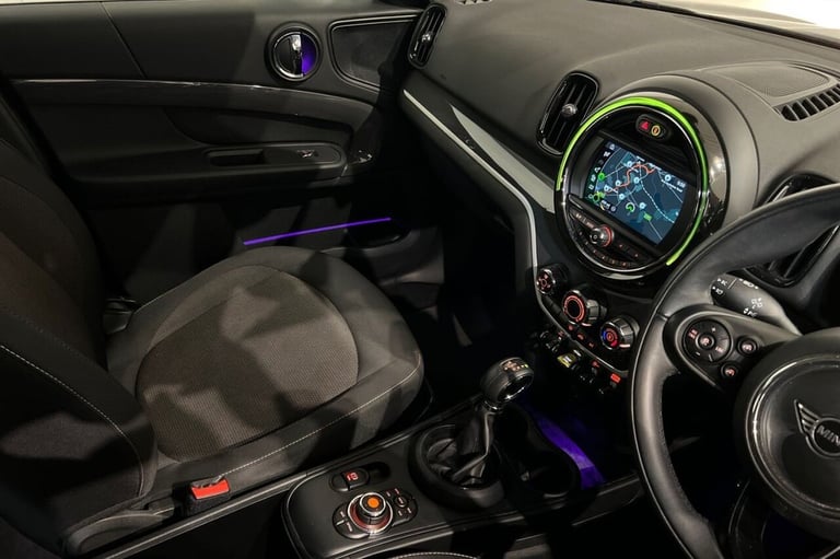 2019 19 MINI COUNTRYMAN 1.5 7.6KWH COOPER SE CLASSIC SUV 5DR PETROL PLUG-IN HYBR