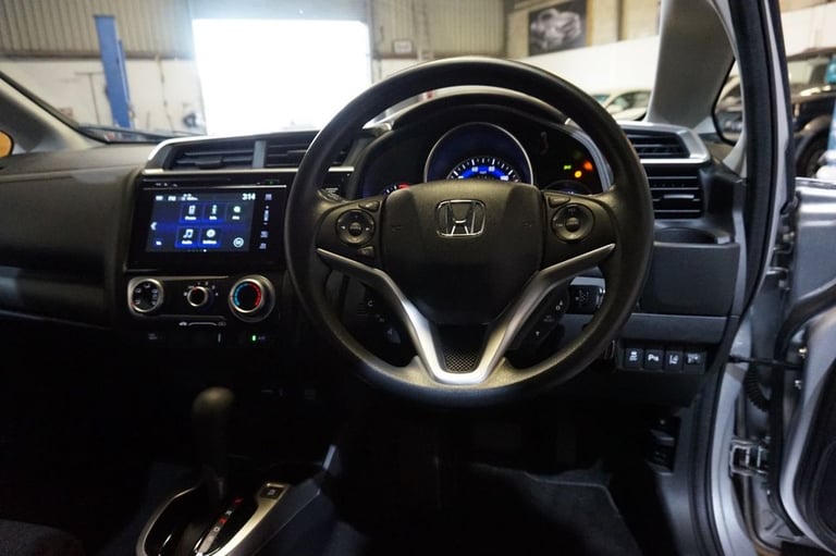 2017 Honda Jazz 1.3 i-VTEC SE Hatchback 5dr Petrol CVT Euro 6 (s/s) (102 ps) Hatchback Petrol Aut...