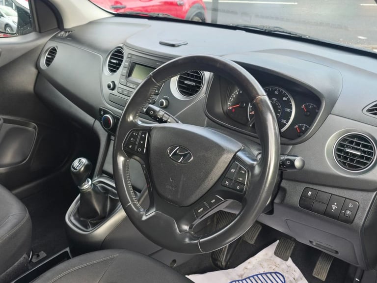 2017 Hyundai i10 1.2 Premium Hatchback 5dr Petrol Manual Euro 6 (87 ps) Hatchback Petrol Manual