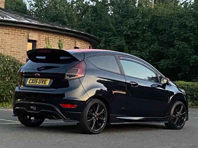 2015 Ford Fiesta 1.0T EcoBoost Zetec S Black Edition Euro 5 (s/s) 3dr HATCHBACK Petrol Manual