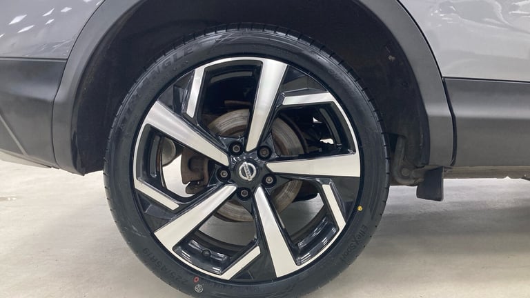 2018 Nissan Qashqai 1.2 DiG-T Tekna 5dr HATCHBACK PETROL Manual