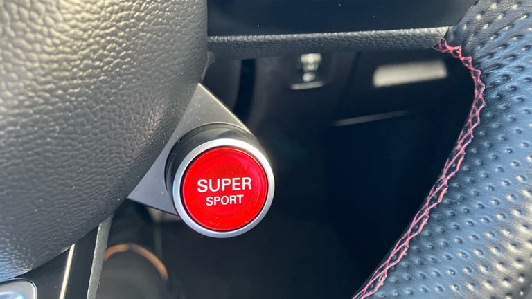 2024 MG MG HS 1.5 T-GDI Trophy 5dr DCT Petrol Hatchback Hatchback Petrol Automatic