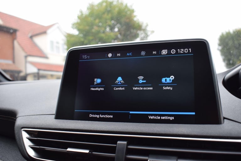2019 Peugeot 5008 1.6 PureTech GT Line Premium EAT Euro 6 (s/s) 5dr HATCHBACK Petrol Automatic