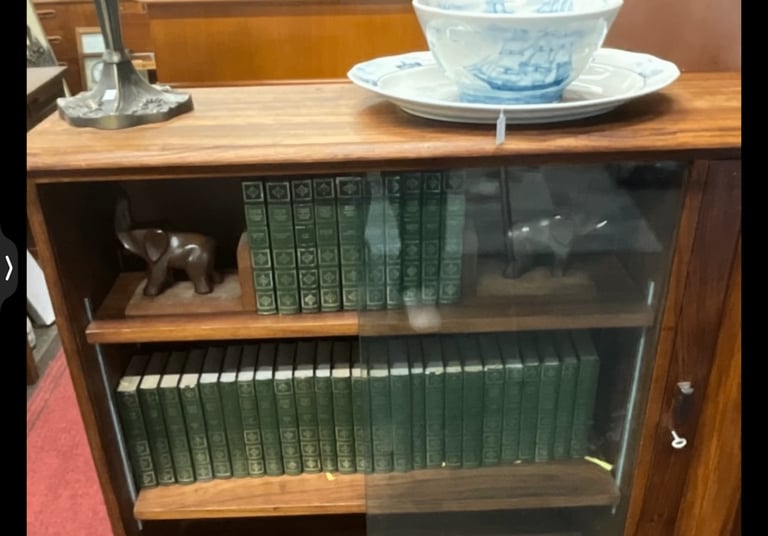 Lovely vintage bookcase very very clean
